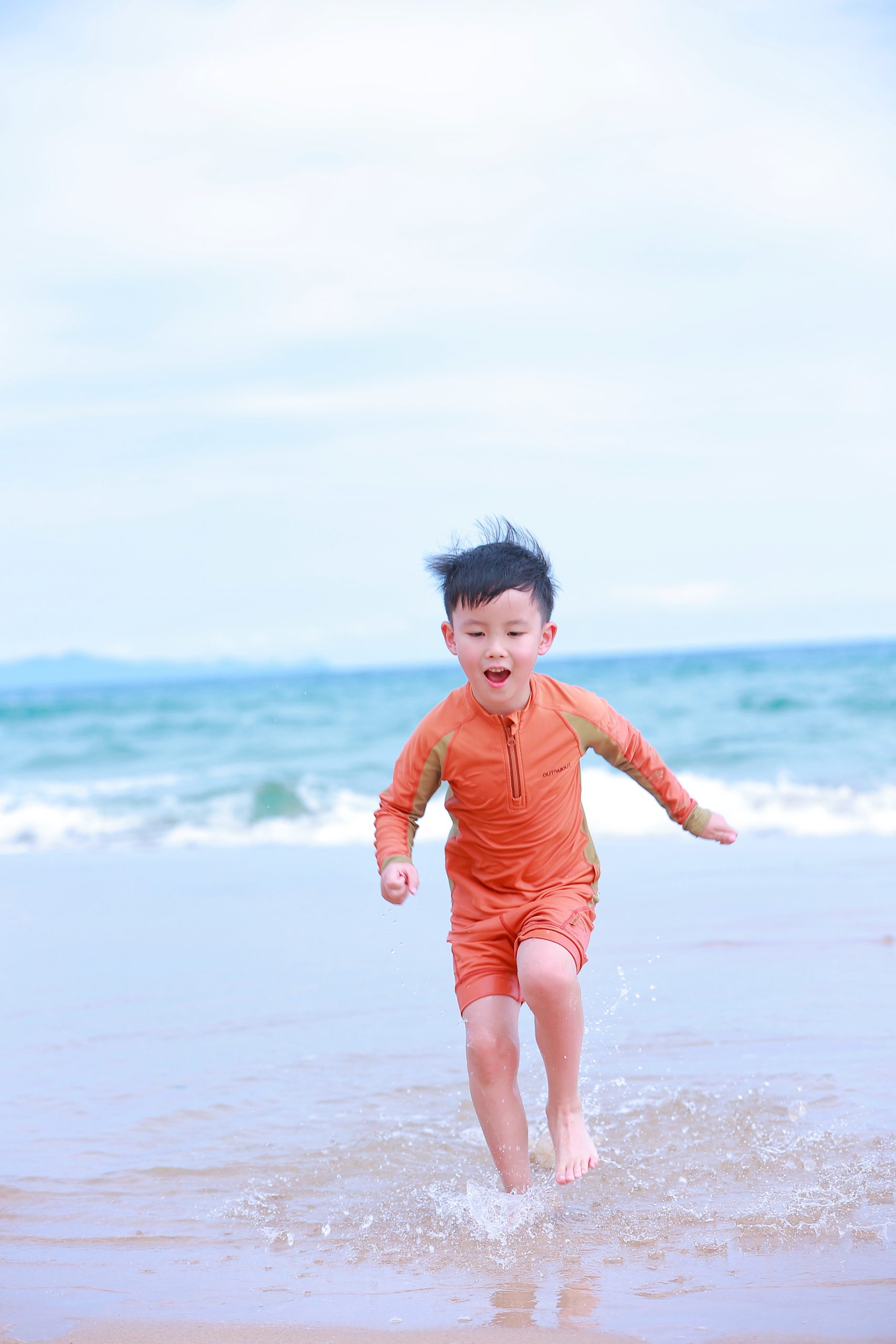 海浪海浪你别追我 实拍照片